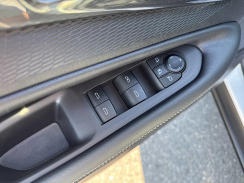 Used 2024 Chevrolet Blazer EV LT image 30