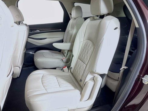 Used 2024 Buick Enclave Avenir w/ Avenir Technology Package image 24