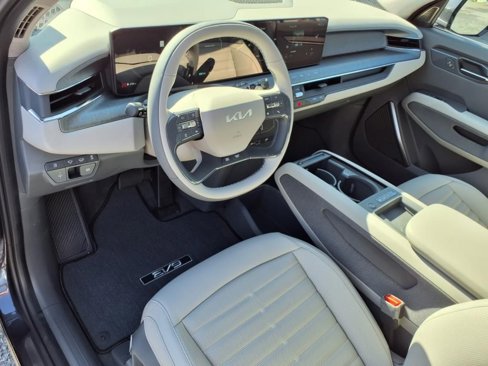New 2026 Kia EV9 Land image 11