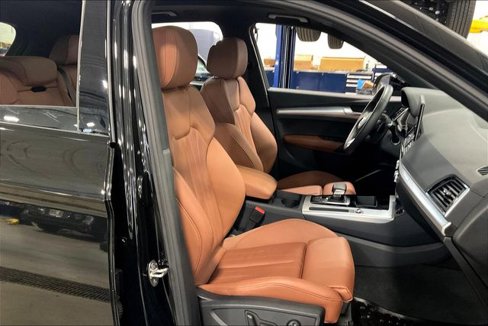 Certified 2025 Audi Q5 2.0T Premium image 7
