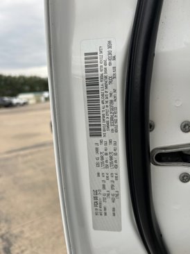 Used 2015 RAM 3500 Big Horn image 25
