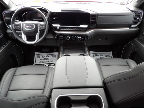 Used 2024 GMC Sierra 2500 SLT w/ SLT Premium Package image 35