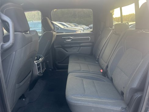 Used 2019 RAM 1500 Big Horn image 18
