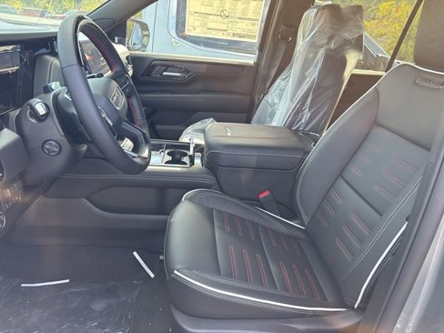 New 2026 GMC Yukon AT4 Ultimate image 4