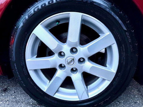 Used 2005 Nissan Maxima 3.5 SL w/ (S03) Driver Preferred Pkg image 14