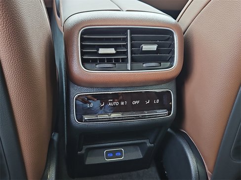 New 2025 Mercedes-Benz GLS 450 4MATIC image 19