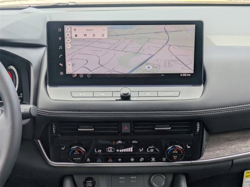 New 2025 Nissan Rogue Platinum w/ Platinum Premium Package image 19