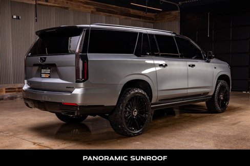 Used 2025 Cadillac Escalade ESV Sport Platinum image 10