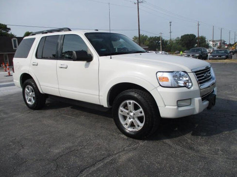 Used 2010 Ford Explorer XLT image 2