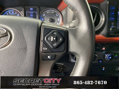Used 2017 Toyota Tacoma TRD Off-Road w/ Tow Package (A/T) image 16