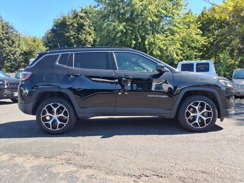 Certified 2024 Jeep Compass Limited w/ Sun and Sound Group image 2