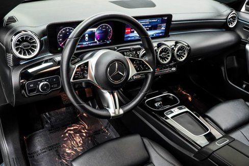 Used 2025 Mercedes-Benz CLA 250 w/ Exclusive Package image 15