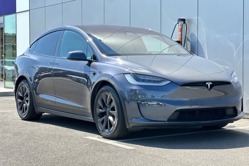 Used 2022 Tesla Model X image 7