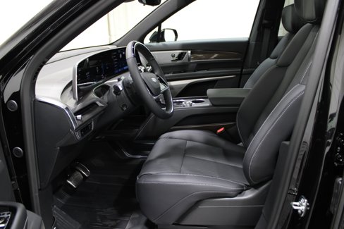 New 2026 Cadillac Vistiq Luxury w/ LPO, Floor Liner Package image 3