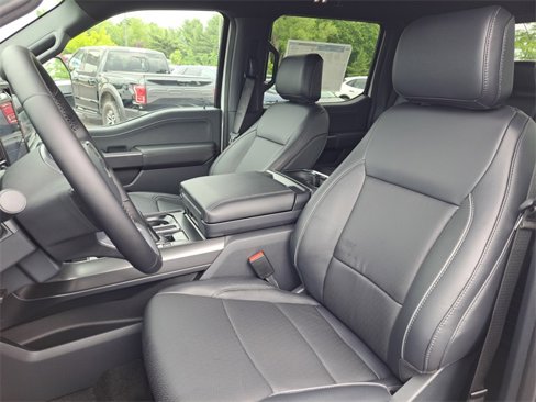 New 2025 Ford F150 Lariat w/ Equipment Group 502A High image 39