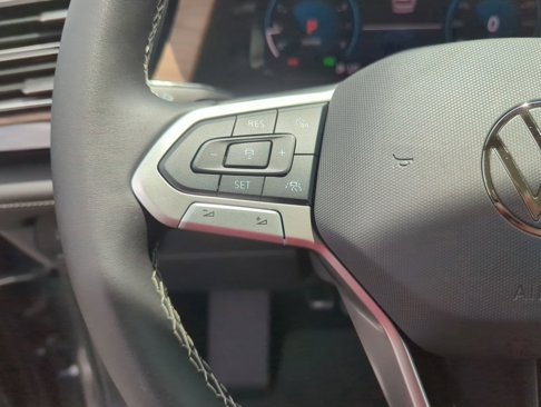 New 2025 Volkswagen Atlas SE image 15