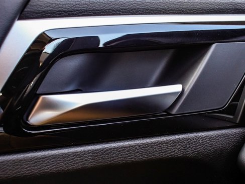 New 2025 Mitsubishi Outlander SE image 9