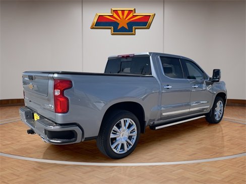 Used 2024 Chevrolet Silverado 1500 High Country w/ High Country Premium Package image 27