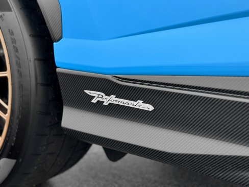 Used 2024 Lamborghini Urus Performante image 40