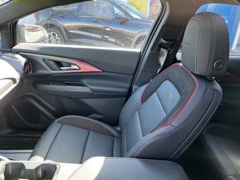 Used 2025 Chevrolet Equinox EV RS image 19