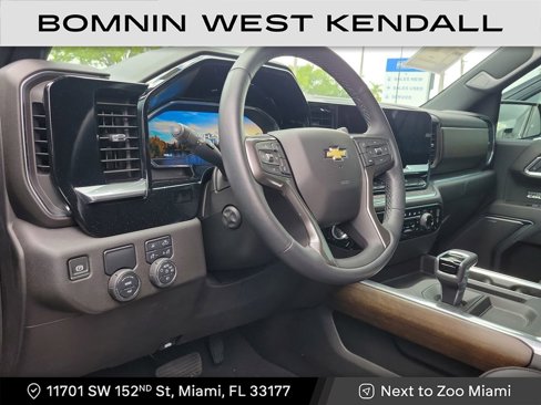 Used 2025 Chevrolet Silverado 1500 High Country image 8