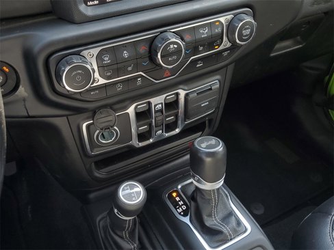 Used 2021 Jeep Wrangler Unlimited Sahara w/ Uconnect 4C Nav & Sound Group image 21
