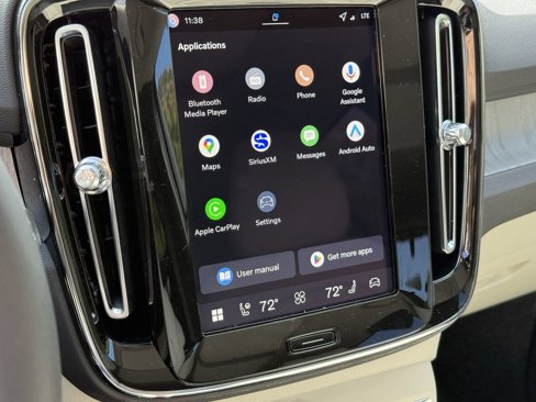 New 2026 Volvo XC40 B5 Plus w/ Protection Package Premier image 20