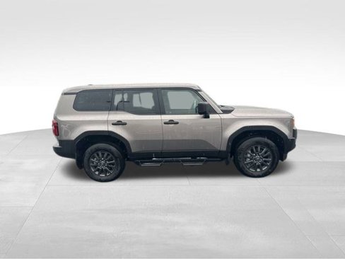 Used 2025 Toyota Land Cruiser 1958 image 4
