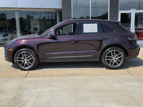 New 2025 Porsche Macan image 2