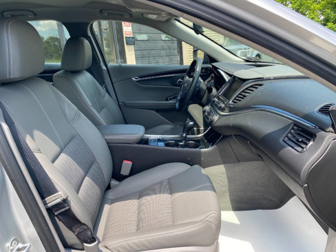 Used 2018 Chevrolet Impala LS image 28