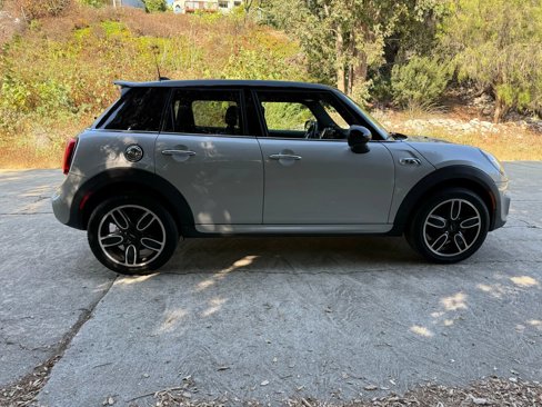 Used 2019 MINI Cooper S w/ Premium Package image 31