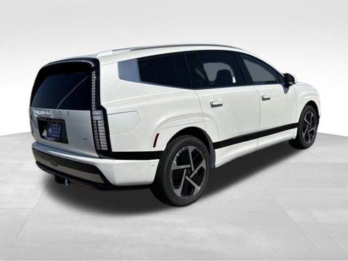 New 2026 Hyundai Ioniq 9 Calligraphy w/ Tow & Go Package image 5