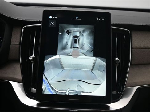 New 2026 Volvo XC90 B6 Plus w/ Protection Package Premier image 22