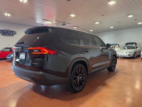 Used 2024 Toyota Grand Highlander XLE image 8