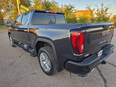 New 2026 GMC Sierra 1500 Denali w/ Technology Package image 9
