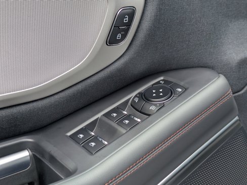 New 2025 Ford Expedition Active image 10