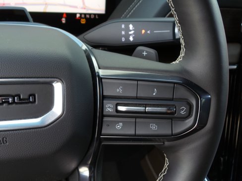 Used 2025 GMC Yukon Denali Ultimate image 37