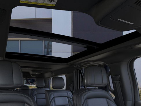 New 2025 Lincoln Navigator L Reserve w/ Jet Appearance Package image 22