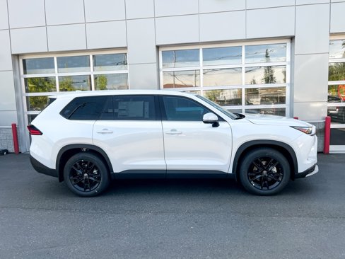 New 2025 Toyota Grand Highlander AWD Hybrid image 6