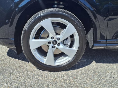 New 2025 Audi Q5 Premium Plus image 3