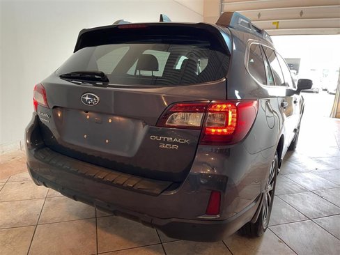 Used 2017 Subaru Outback 3.6R Limited image 54