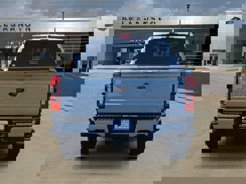 New 2026 Ford F250 4x4 Crew Cab Super Duty image 4