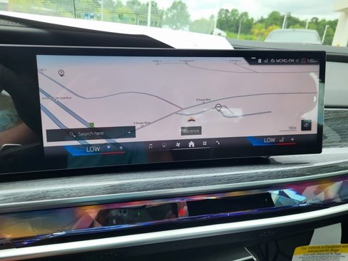 New 2025 BMW 760i xDrive image 21