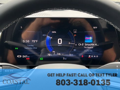 New 2025 Chevrolet Equinox EV LT image 31