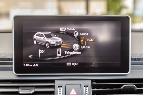 Used 2020 Audi SQ5 Premium Plus w/ Premium Plus Package image 19
