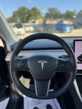 Used 2020 Tesla Model Y Long Range image 18