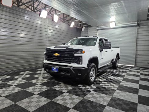 Used 2024 Chevrolet Silverado 3500 W/T w/ WT Convenience Package image 3