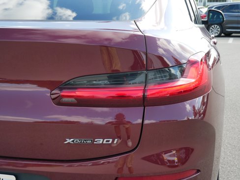 Certified 2022 BMW X4 xDrive30i w/ Premium Package 2 image 17