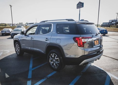 Used 2021 GMC Acadia SLE w/ Driver Convenience Package image 25