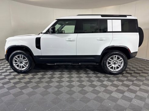 New 2026 Land Rover Defender 110 S image 3